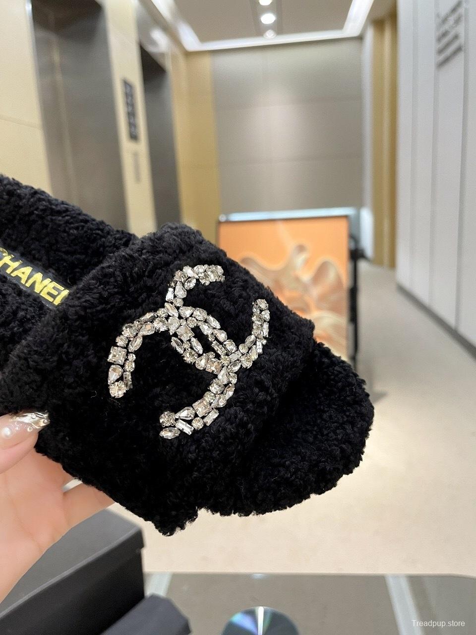 Adidas 2025/SS New Wool Slippers Soft Fine Wool - Model