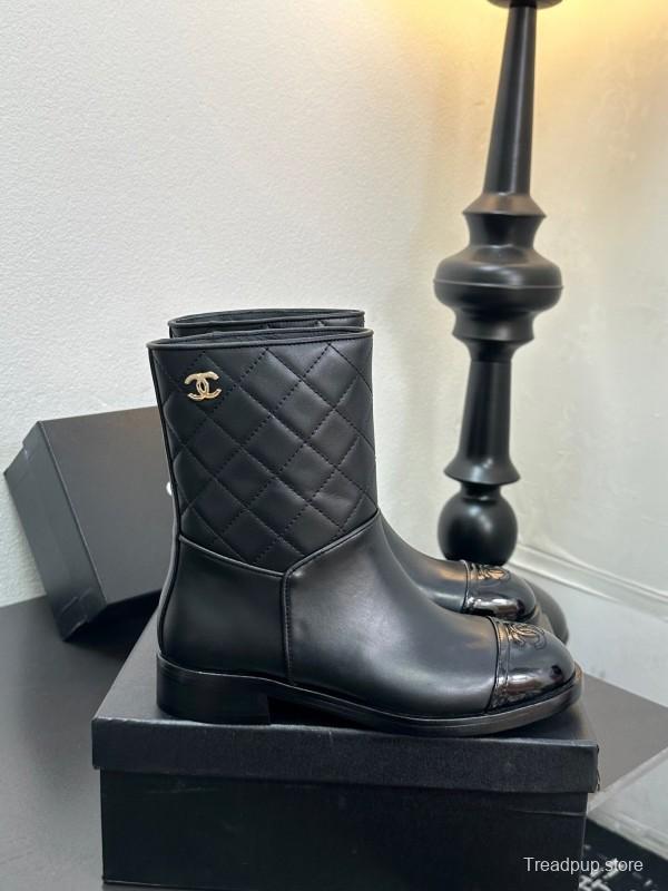 Chanel 2025/SS Short Boots Essential Fall Winter Item - LY00420