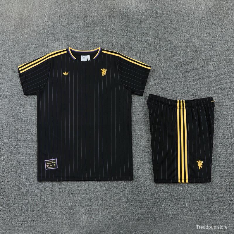 26/27  Manchester United Black Short Sleeve+Soccer Shorts